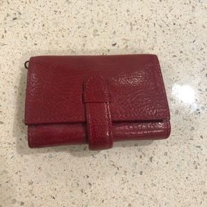 Traveling jewelry case
